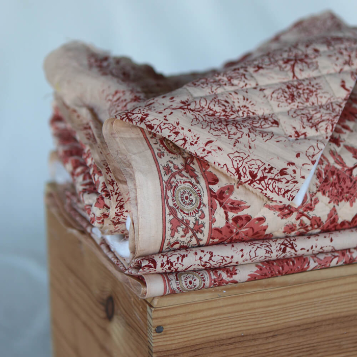 Anjali - Tissu indien coton hand block traditionnel touches de doré