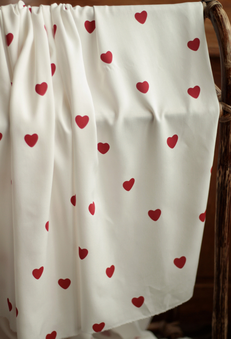 Manou - Viscose blanc cassé imprimée coeurs rouges Batikou - 9