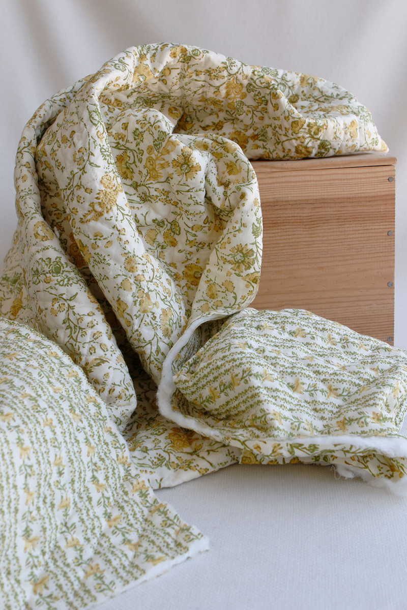 Karishma jaune - Tissu indien matelassé double face coton hand block largeur 100cm