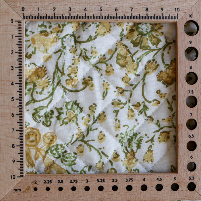 Karishma jaune - Tissu indien matelassé double face coton hand block largeur 100cm