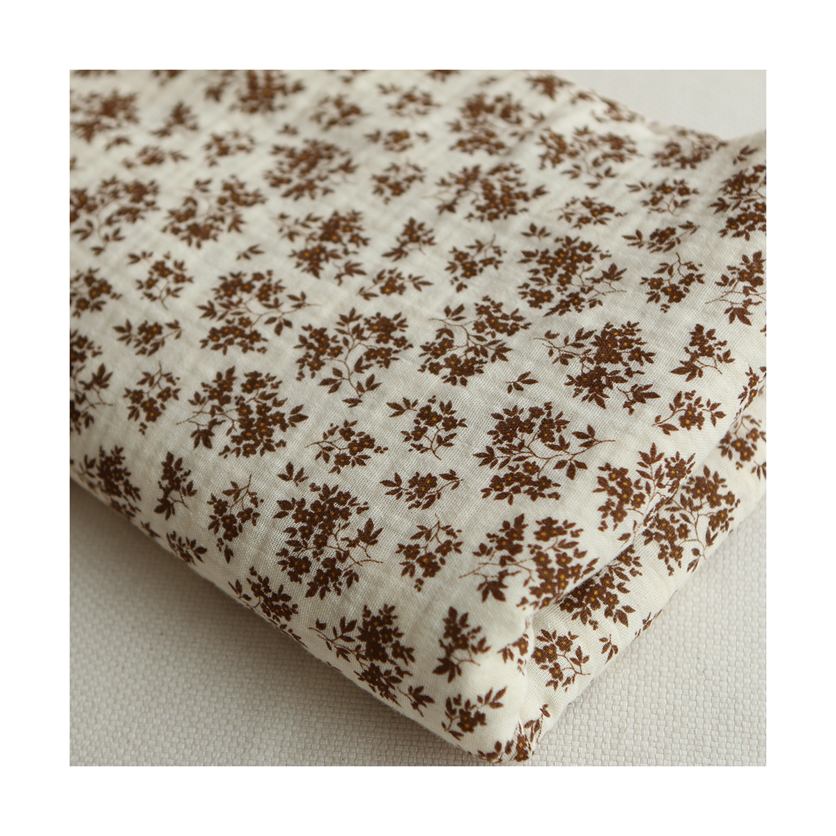 Soumeya - Double gaze coton BIO motif exclusif fond écru chocolat