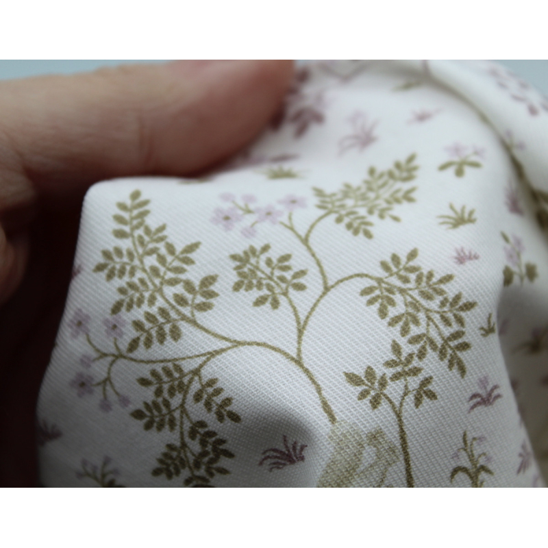 Tissu sergé de coton organique imprimé forêt