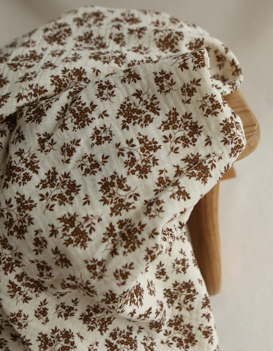 Soumeya - Double gaze coton BIO motif exclusif fond écru chocolat