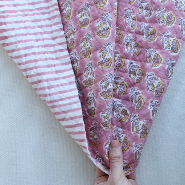 Ishara - Tissu indien matelassé double face coton hand block largeur 100cm 2