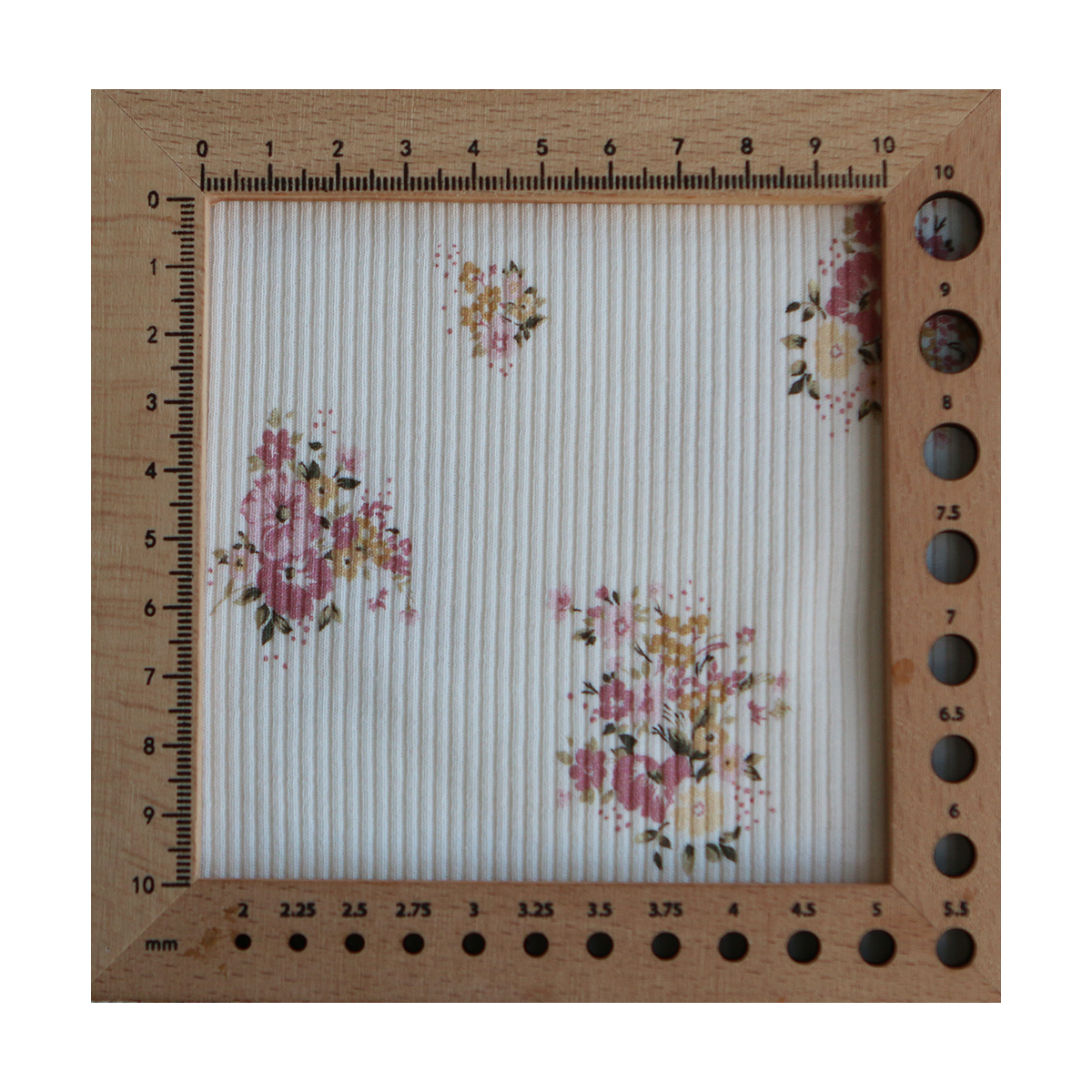 Jersey coton côtes fines à motif fleuri rose