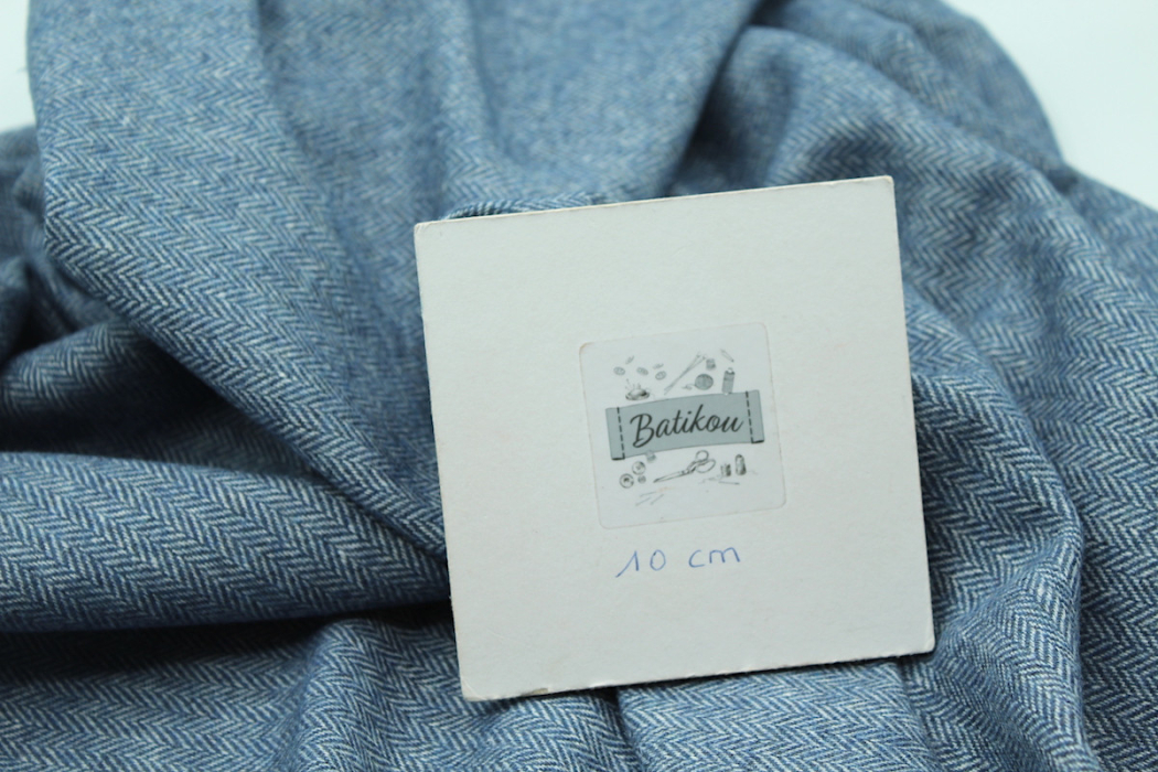 Tissu chevron texturé coton / laine coloris bleu jean