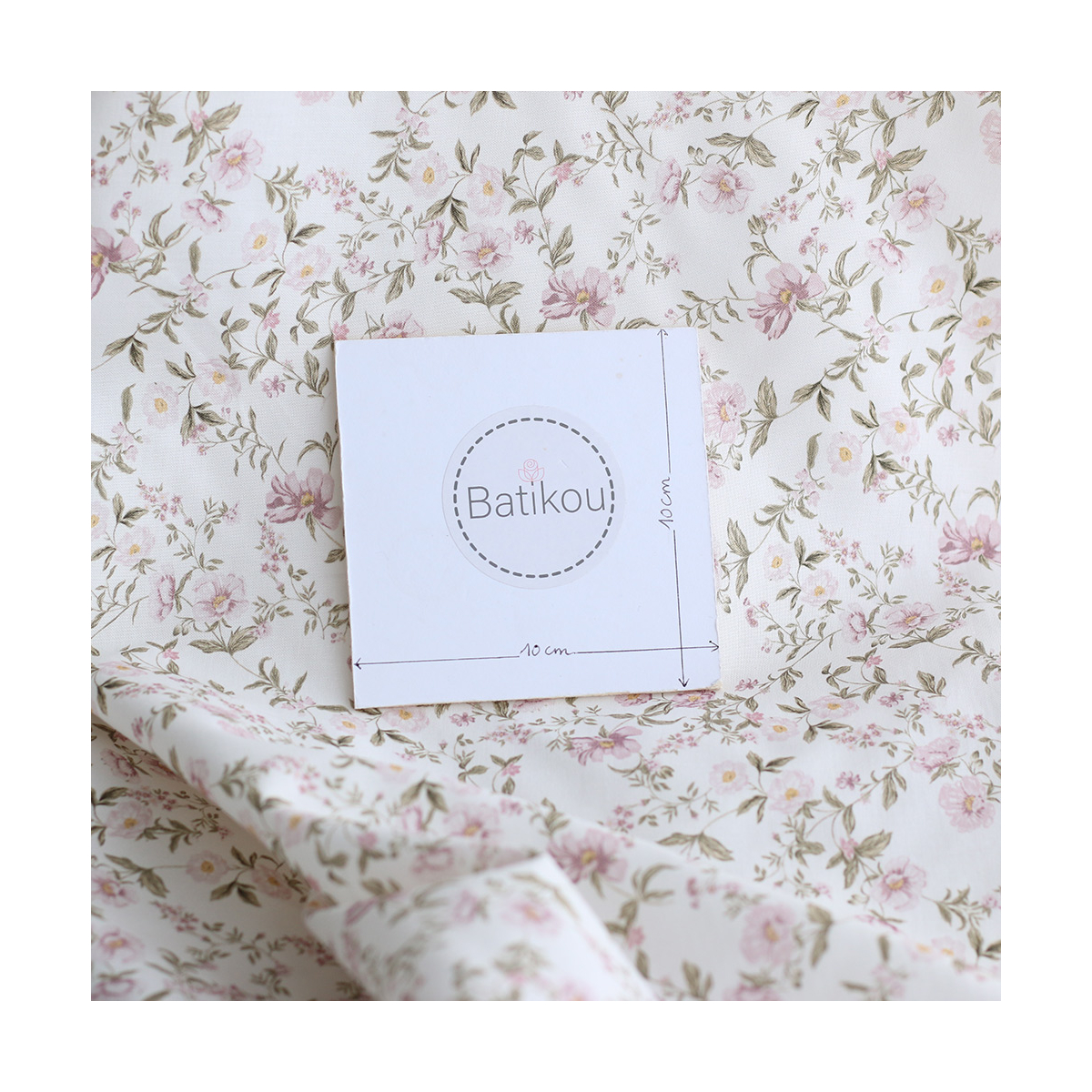 Romy - Popeline douce coton organique fond ivoire imprimé fleuri