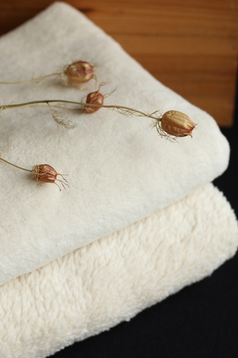 Gaby - Fausse fourrure / Moumoute / Sherpa 100% coton BIO non blanchi écru poils ras