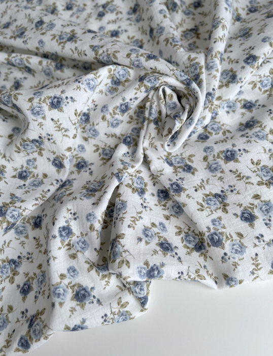 Diana - Double gaze de coton motif rose fanées bleu / vert Tissus issus de l'agriculture biologique  - 3