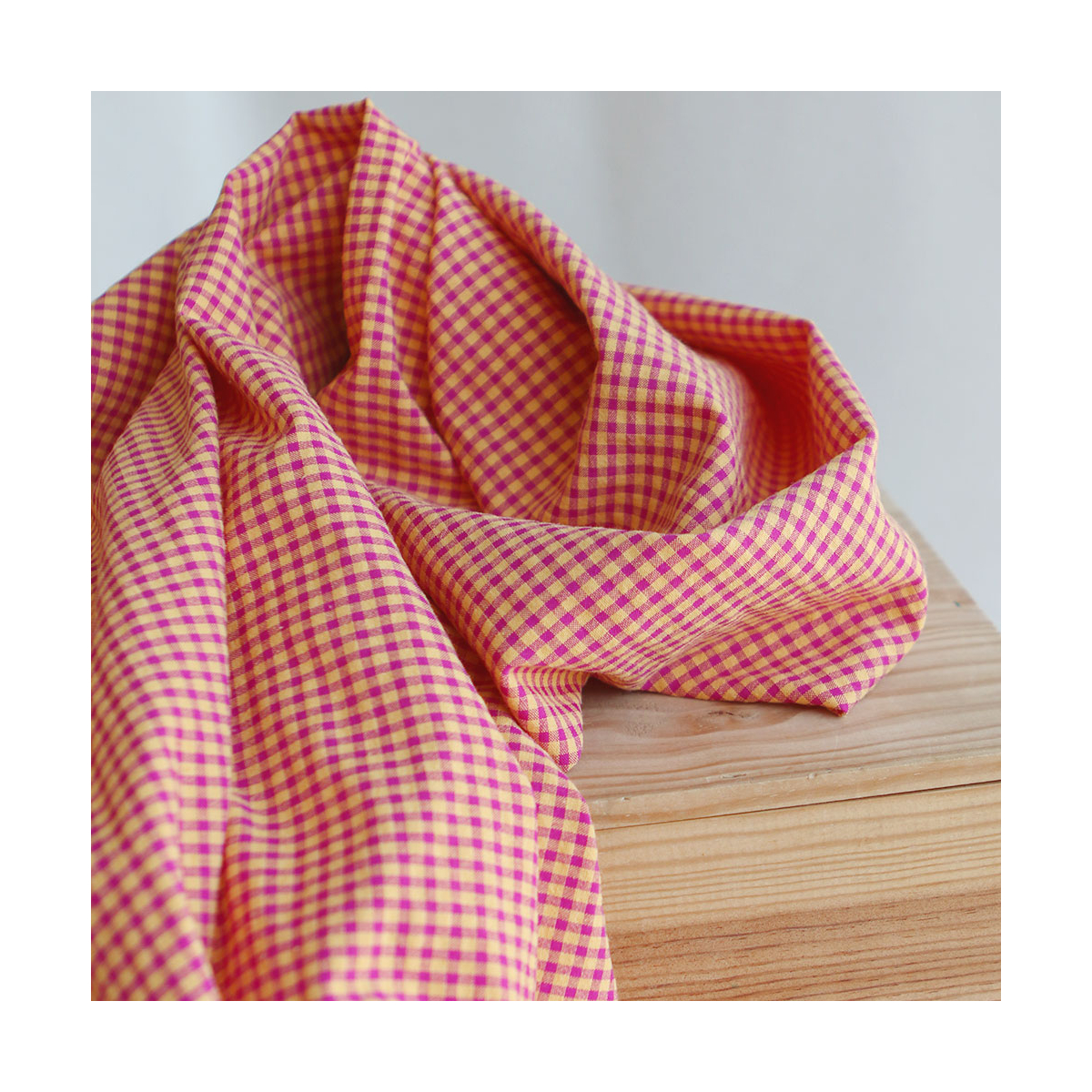 Seersucker / Coton gaufré vichy mini 3mm fruit de la passion