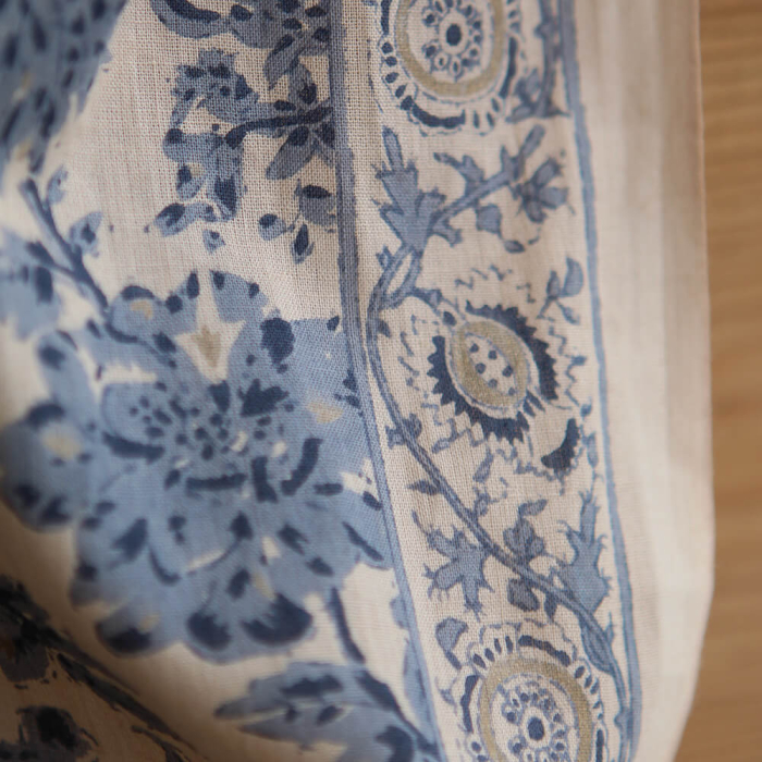 Anjali Bleu - Tissu indien en coton imprimé main Hand Block