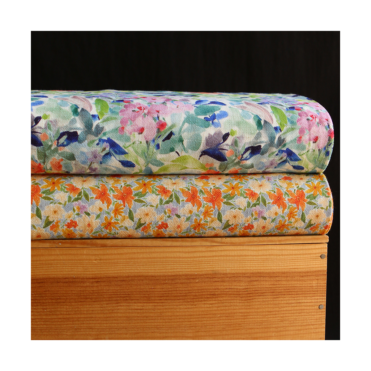 Crêpe lin et viscose imprimé fleuri bleu et vert