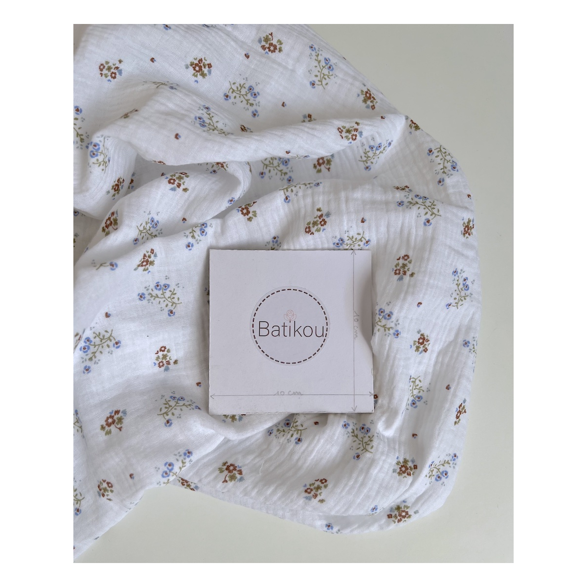 Double gaze de coton Zoli blanc fleuri bleu marron vert