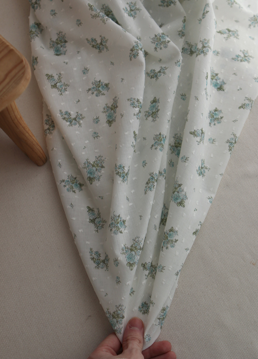 copy of Coline - Plumetis de coton imprimé fleuri menthe et rose