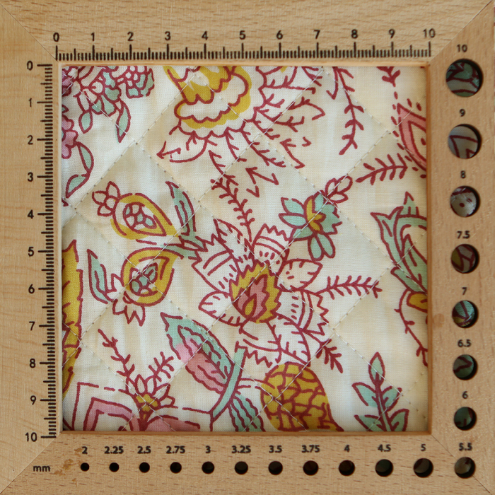 Naveen - Tissu indien matelassé double face coton hand block largeur 100cm