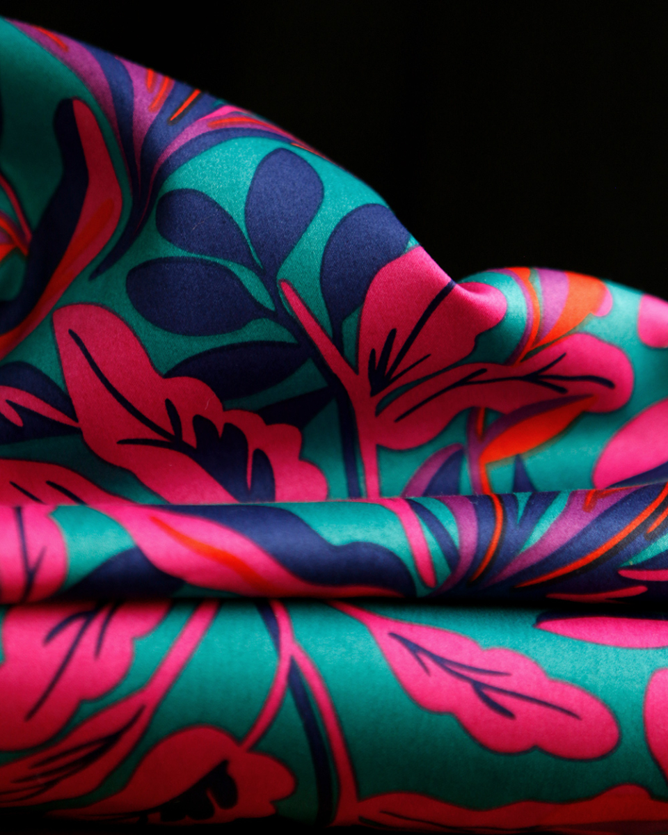 Nerida - Coton satiné Nerida Hansen à imprimé fleuri pétrole et fuschia