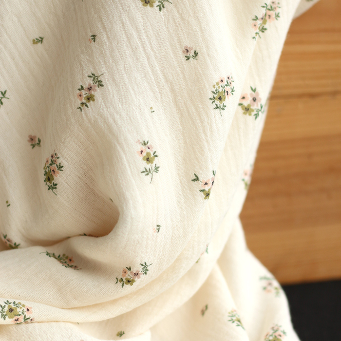 Laure - Double gaze coton BIO motif exclusif fond écru vert olive
