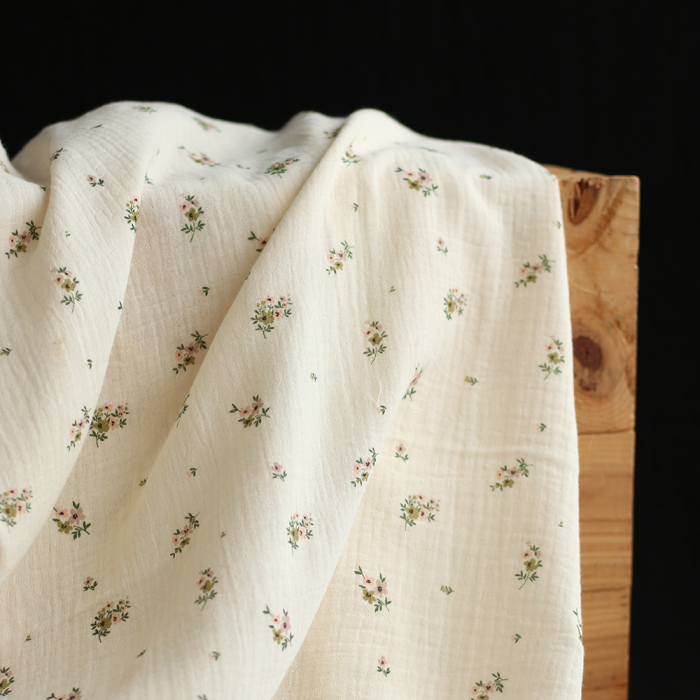 Laure - Double gaze coton BIO motif exclusif fond écru vert olive