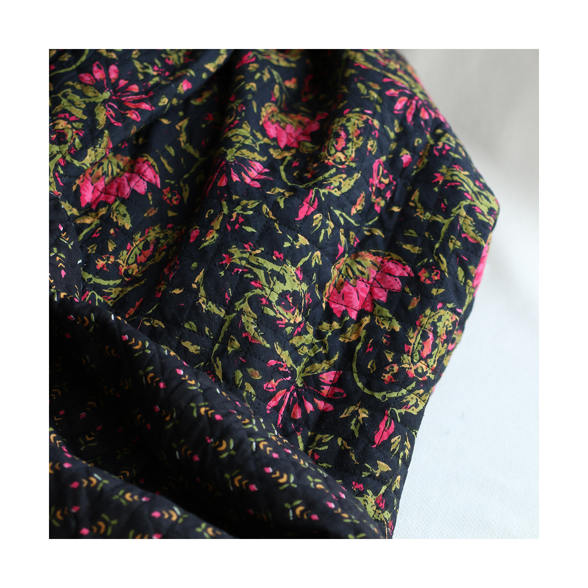 copy of Tissu indien matelassé double face coton hand block largeur 100cm