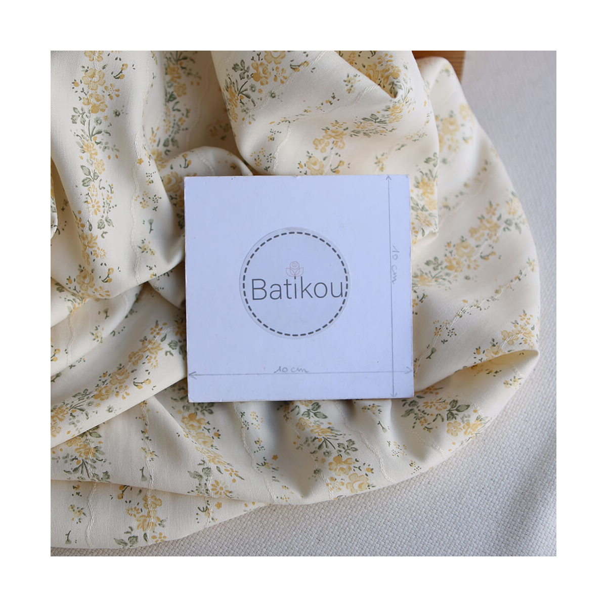 copy ofCamille - Tissu coton jacquard fleuri bleu