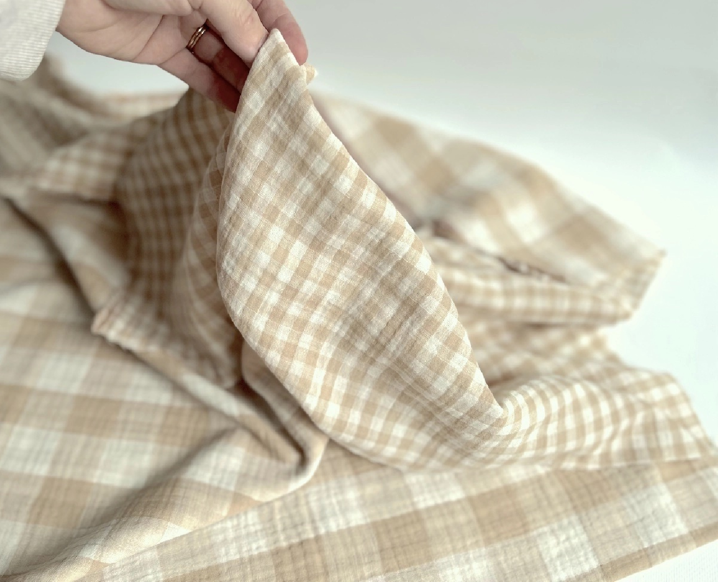 Double gaze de coton vichy réversible écru / sable Qualité Oeko-tex - 3