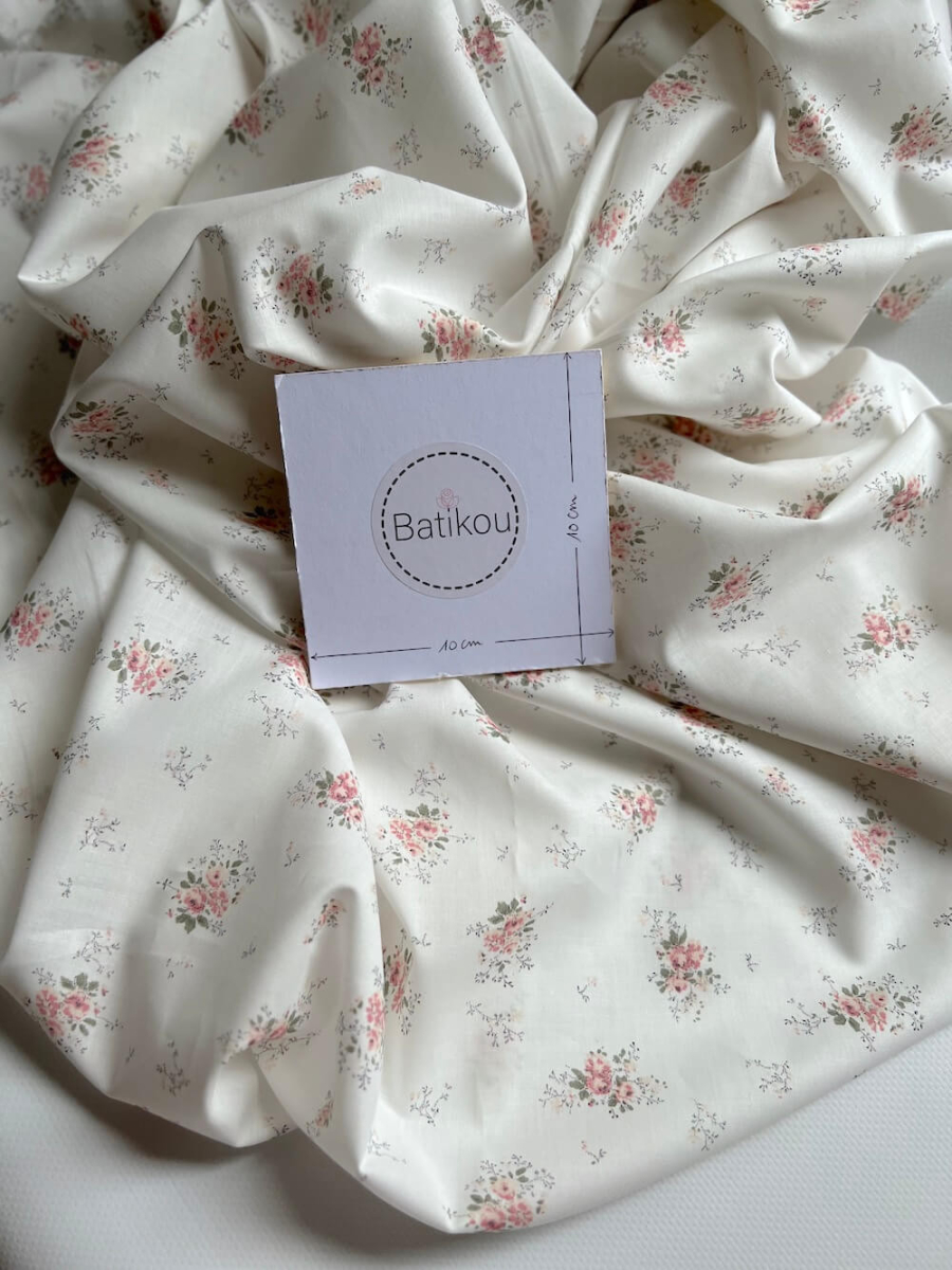 Tissu batiste coton douce imprimé fleuri ROMANCE vintage romantique Batikou