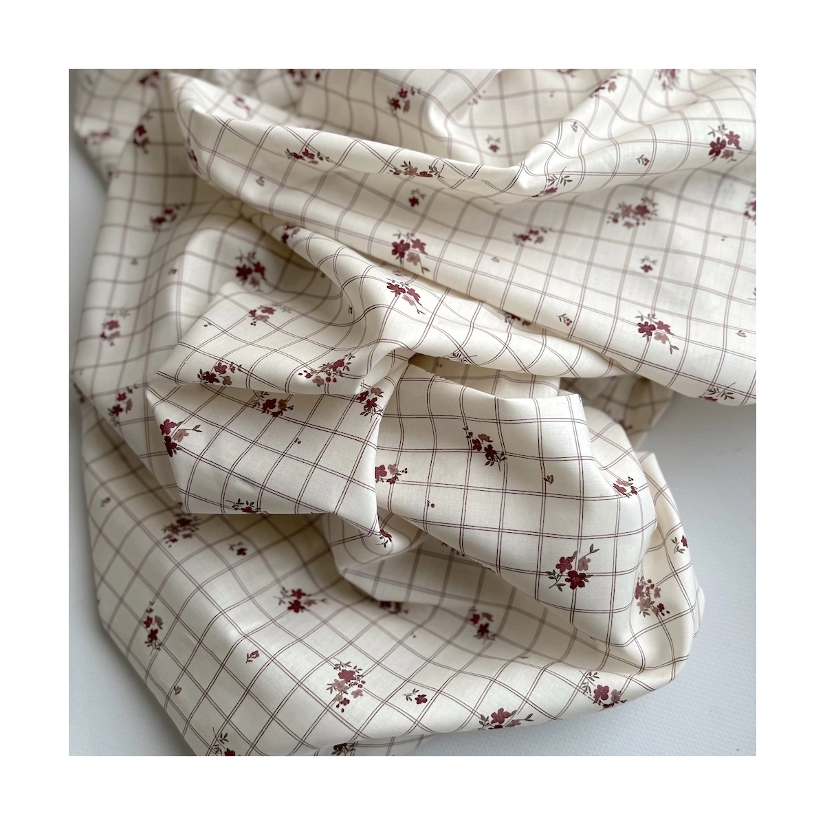 Laure - Batiste de coton Silkyne BIO imprimé exclusif Tissus issus de l'agriculture biologique  - 1