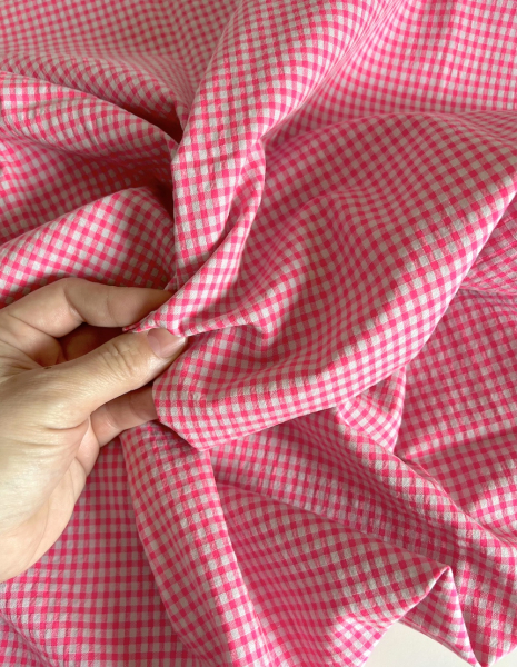 Seersucker / Coton gaufré vichy 3mm mini rose fluo 2
