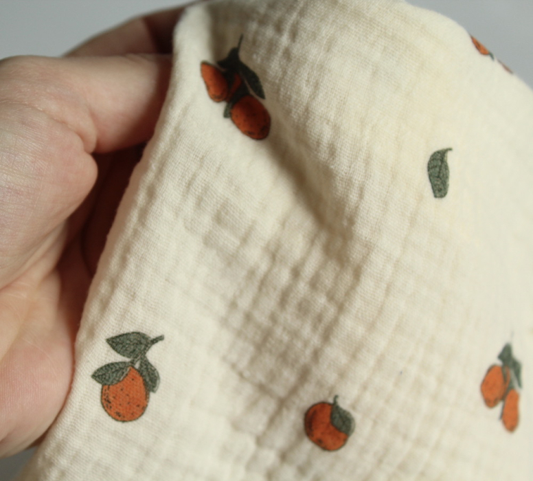 Double gaze de coton BIO écru motif exclusif oranges Tissus issus de l'agriculture biologique  - 7