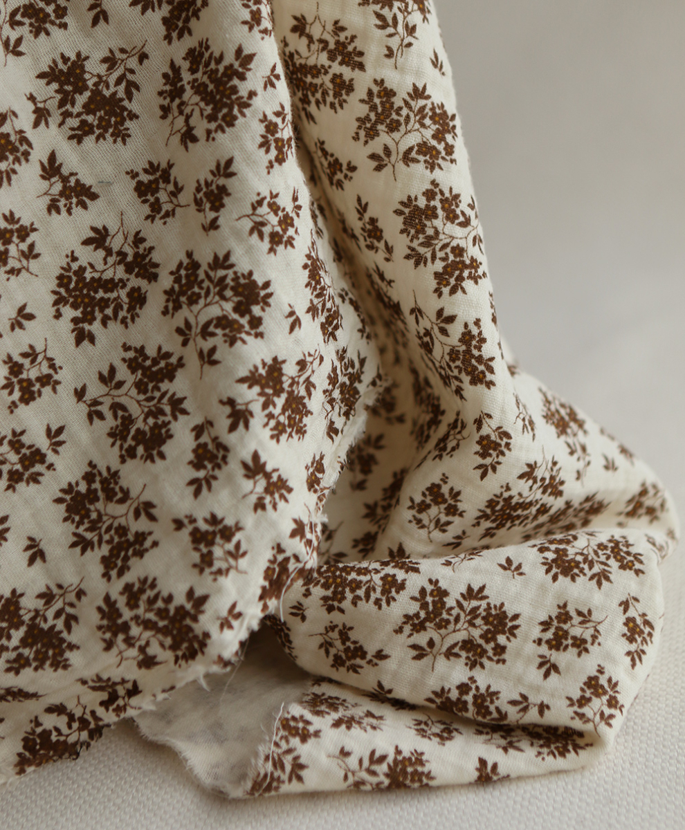 Soumeya - Double gaze coton BIO motif exclusif fond écru chocolat