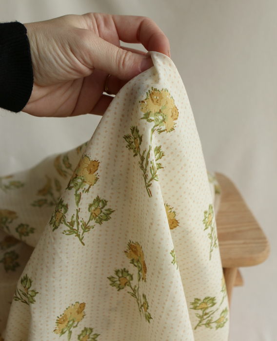 Karishma jaune B - Tissu indien en coton imprimé main Hand Block Artisanal