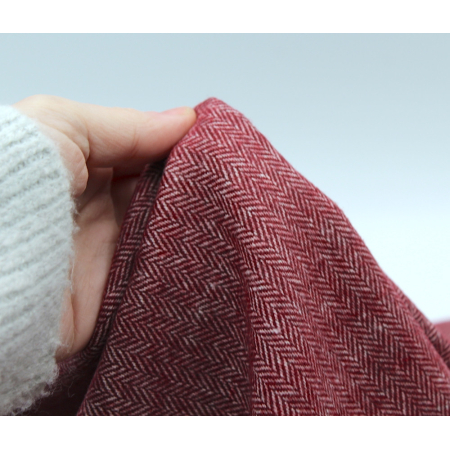 Tissu chevron texturé coton / laine coloris bordeaux Tissu chevron texturé coton / laine coloris bordeaux