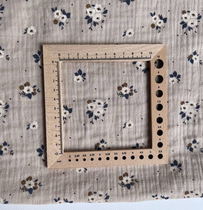 ROZEN - Double gaze de coton BIO grège motif exclusif Rozen Pepper Tissus issus de l'agriculture biologique  - 4