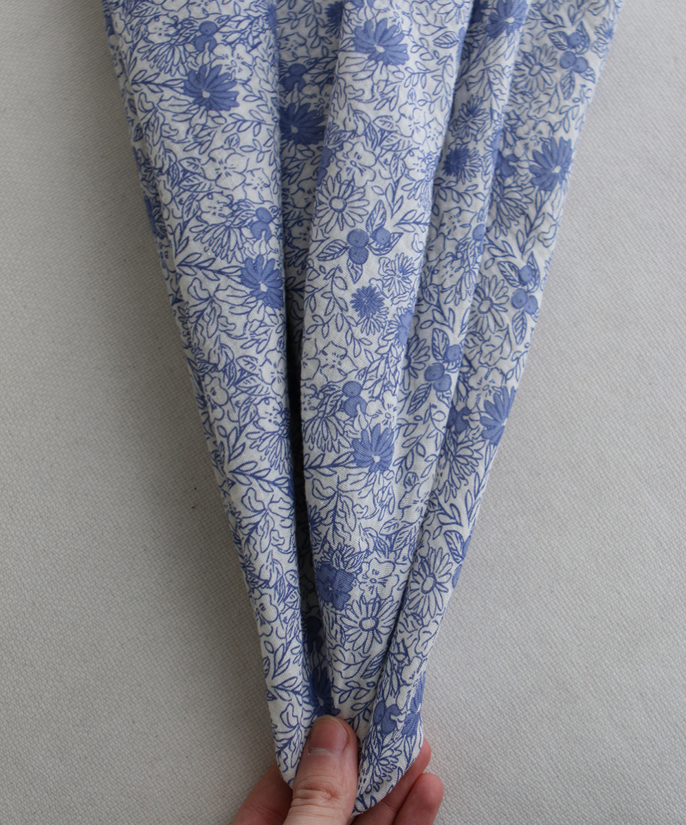 Zomea - Double gaze de coton fond écru motif bleu