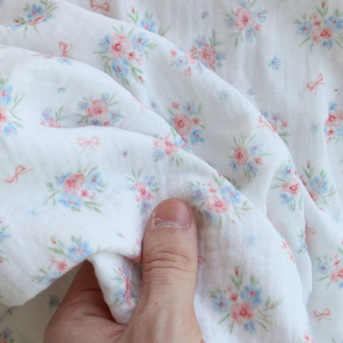 Zoé - Double gaze de coton BIO motif petites fleurs