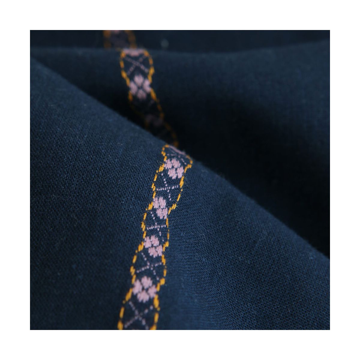 Claire - Voile coton bleu marine jacquard avec petites fleurs roses