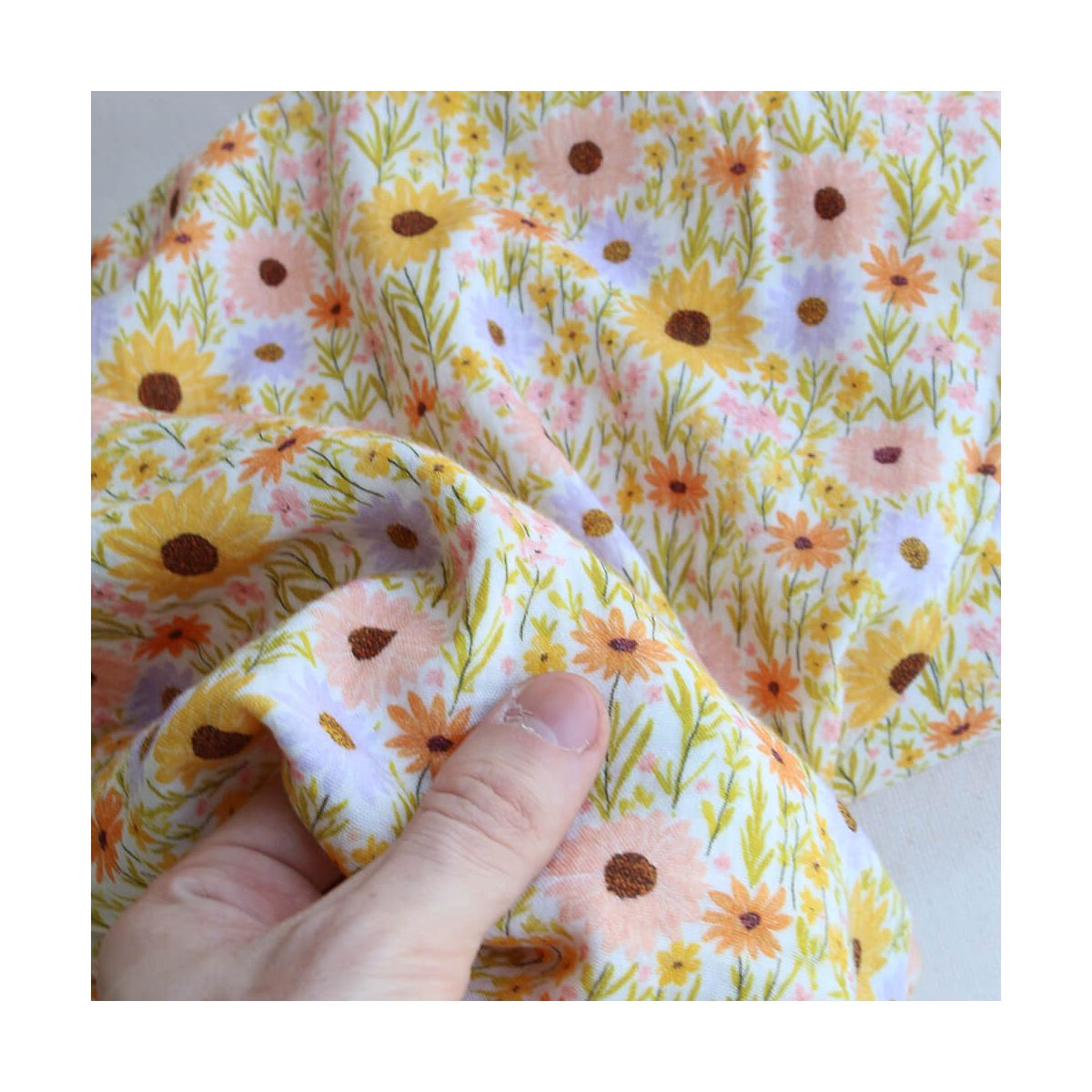 Calista - Double gaze de coton motif fleuri champêtre jaune