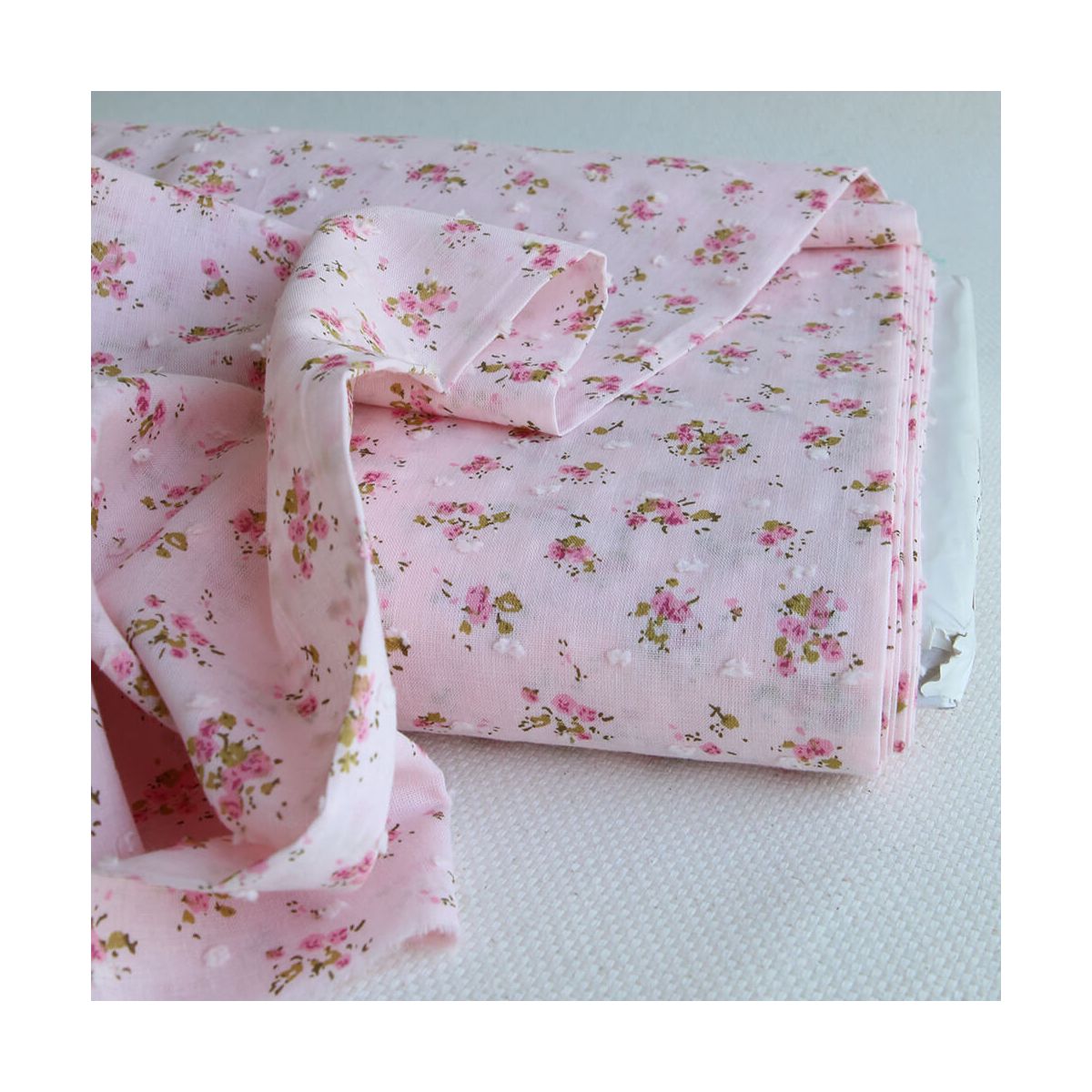 copie de Helene - Plumetis de coton imprimé fleuri rose