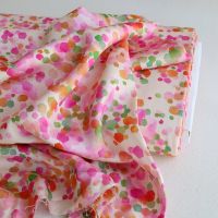 copie de Zinzolin - Viscose satinée imprimé grand fleuri violet