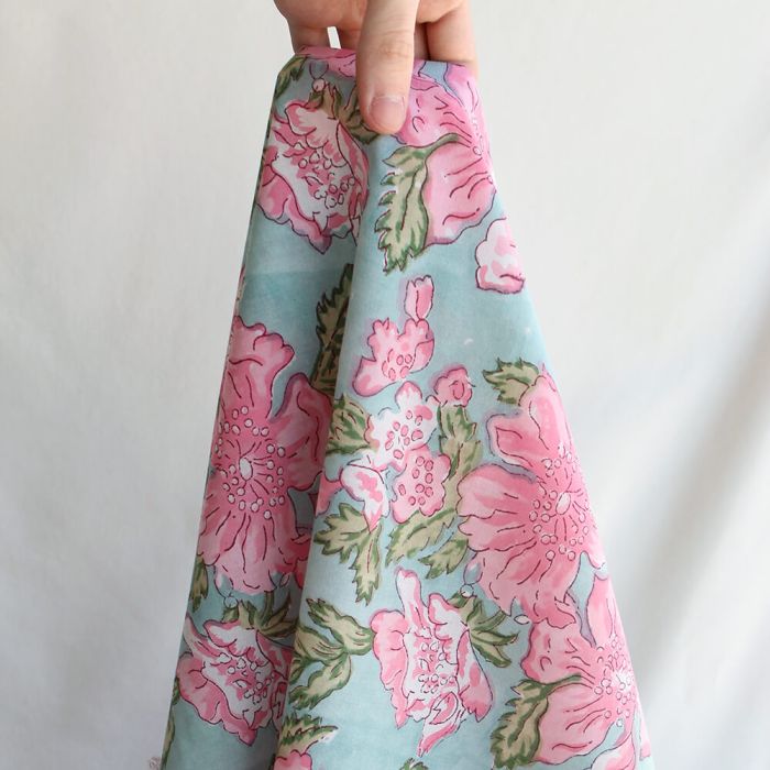 Kyra - Tissu indien en coton imprimé main Hand Block turquoise clair