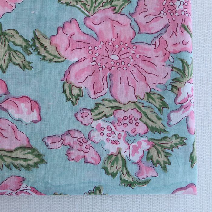 Kyra - Tissu indien en coton imprimé main Hand Block turquoise clair