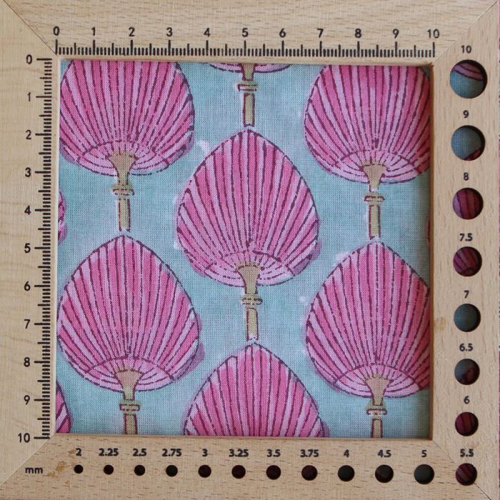 Kyra B - Tissu indien en coton imprimé main Hand Block turquoise clair