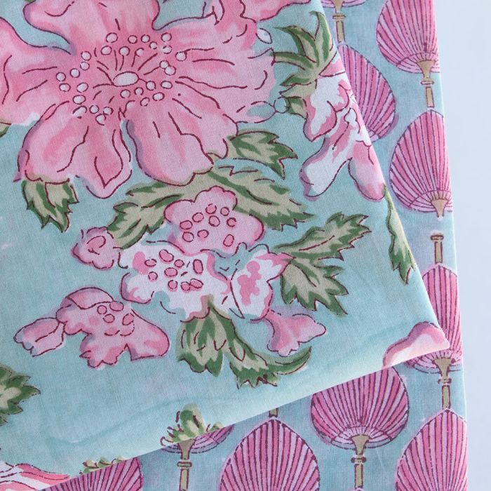 Kyra B - Tissu indien en coton imprimé main Hand Block turquoise clair