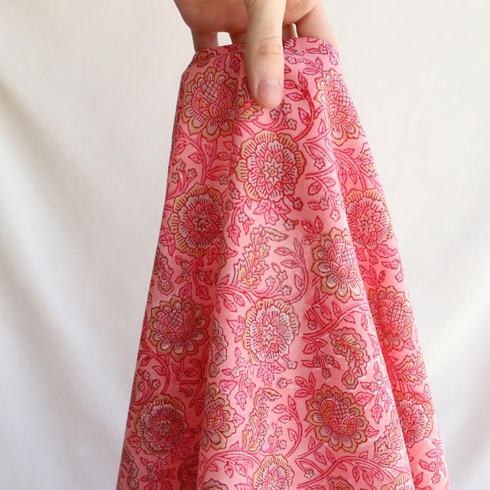 Navya - Tissu indien en coton imprimé main Hand Block corail