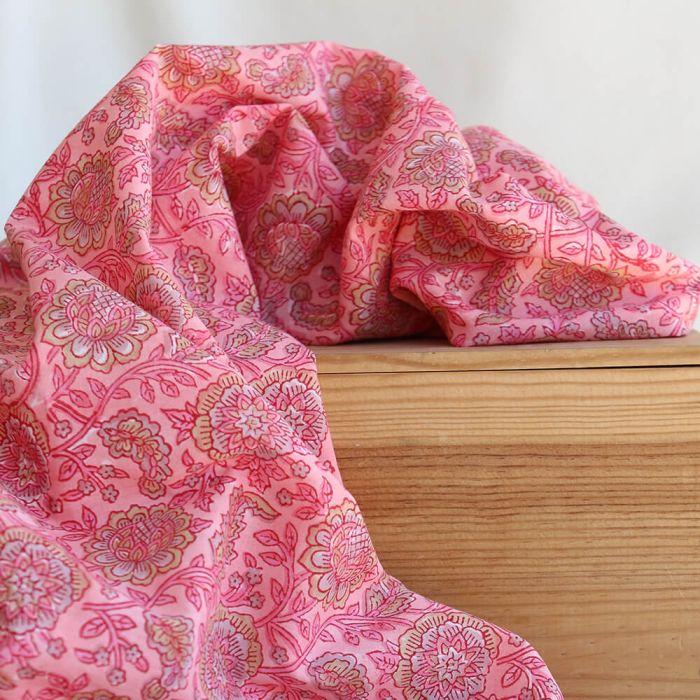 Navya - Tissu indien en coton imprimé main Hand Block corail