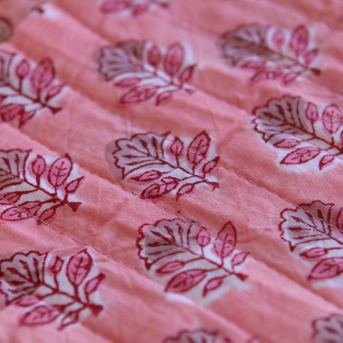 Navya - Tissu indien matelassé double face coton hand block largeur 100cm