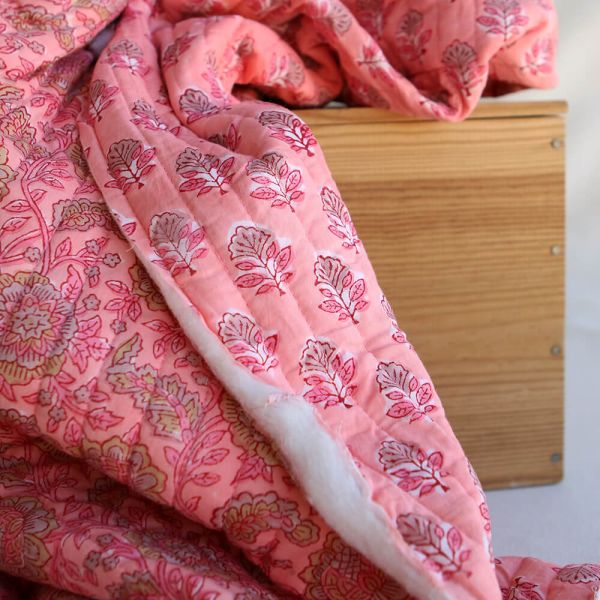 Navya - Tissu indien matelassé double face coton hand block largeur 100cm