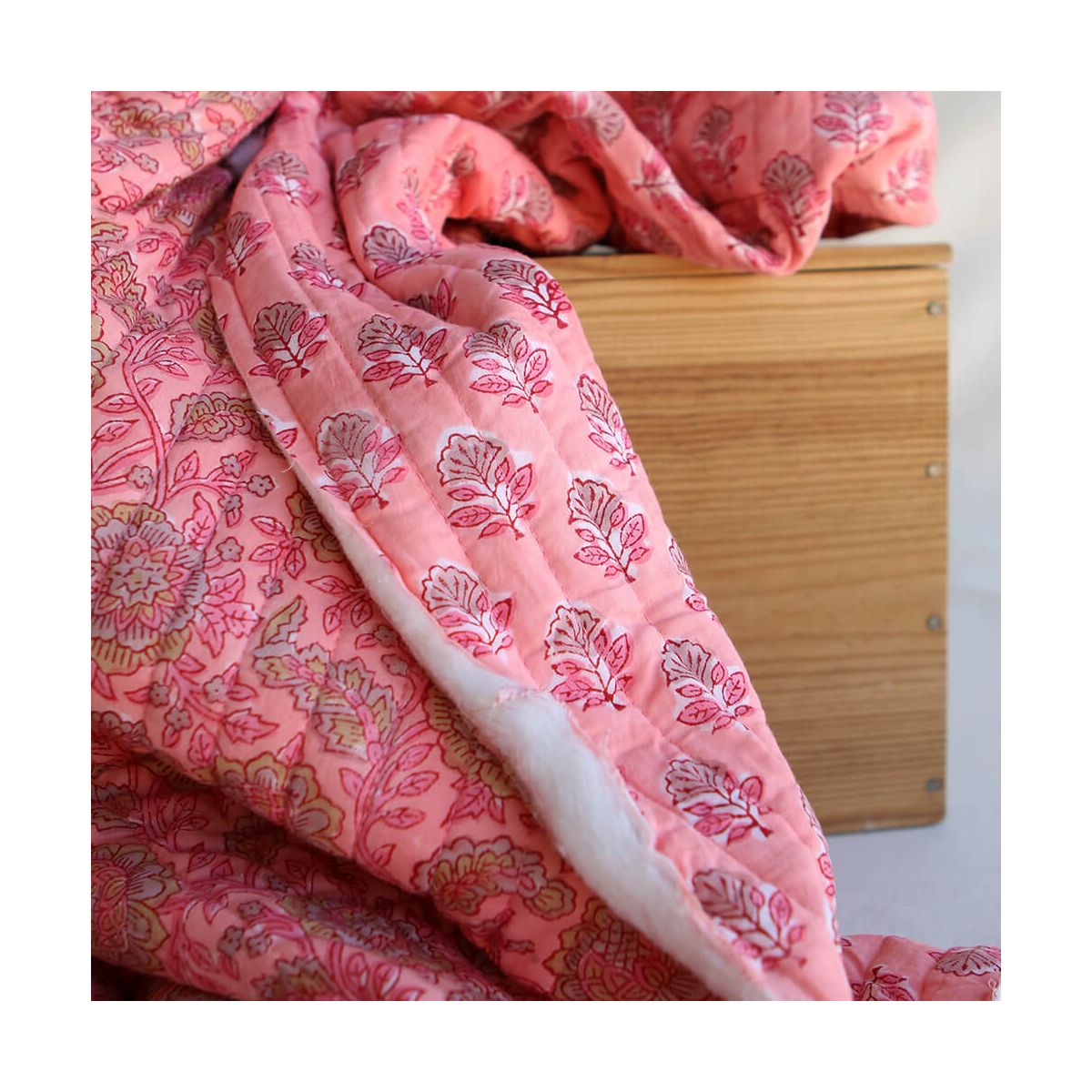 Navya - Tissu indien matelassé double face coton hand block largeur 100cm