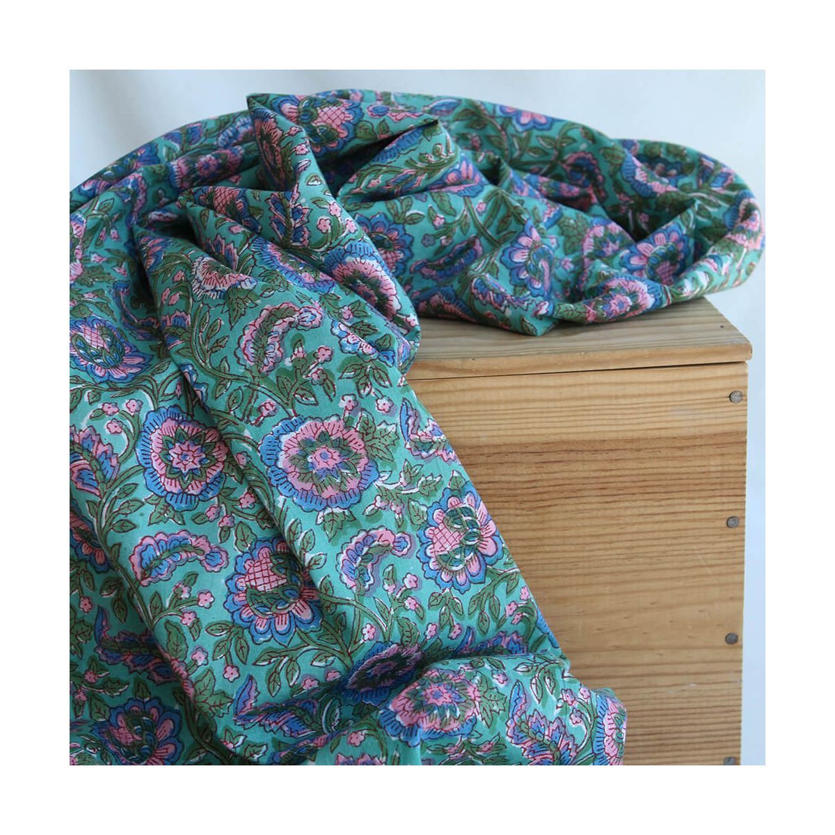 Sona - Tissu indien en coton imprimé main Hand Block vert menthe