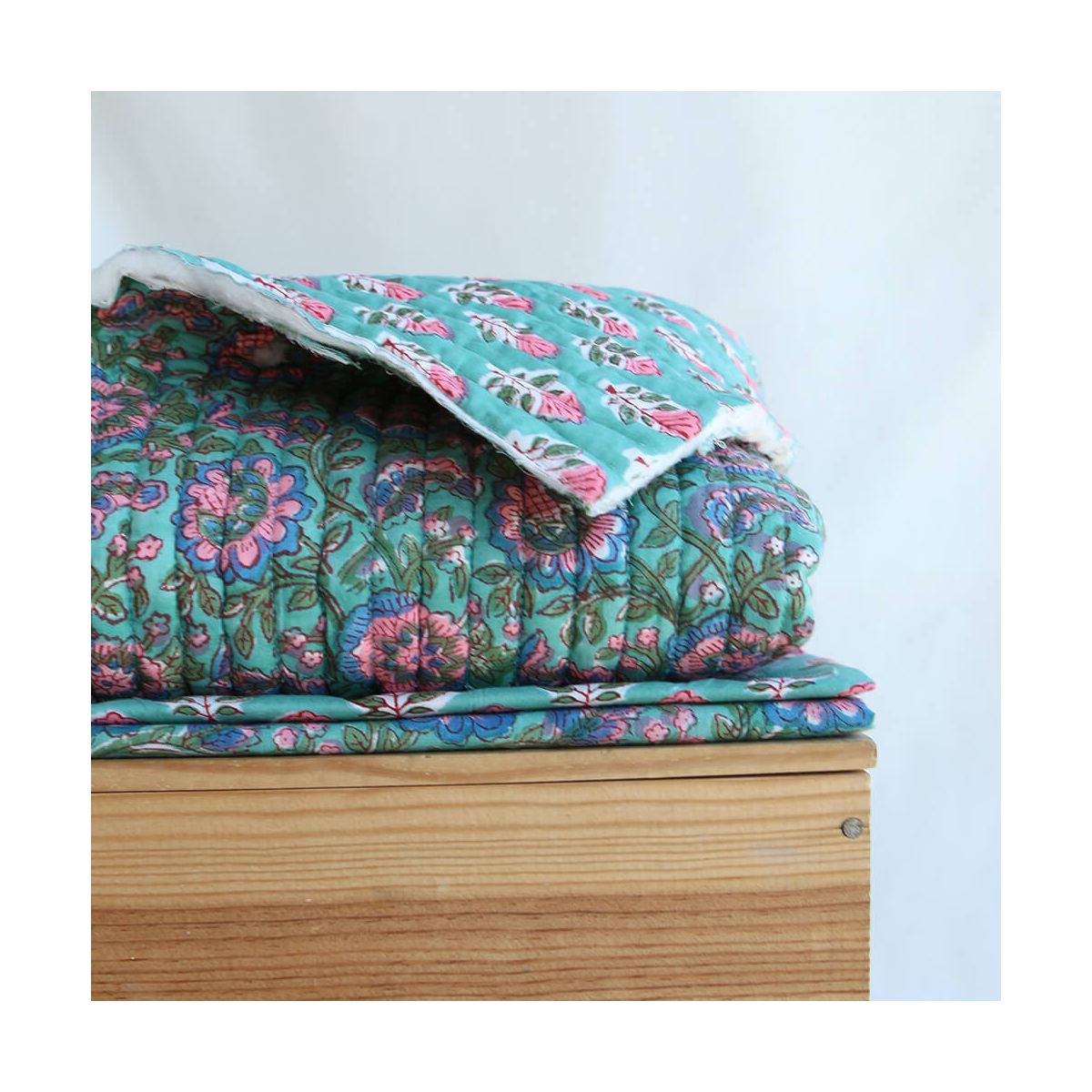 SonaB - Tissu indien en coton imprimé main Hand Block vert menthe